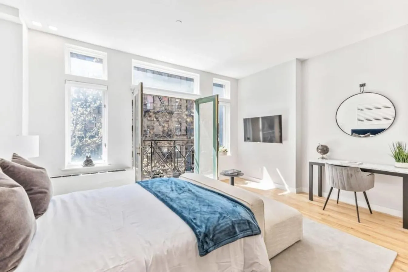 Studio W Charming Juliet Balcony In Upper East Hotel New York